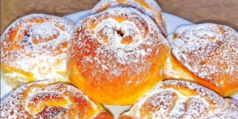 Կաթնաշոռով բուլկիներ