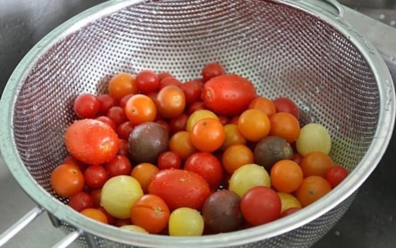 Մարինացված չերի լոլիկ