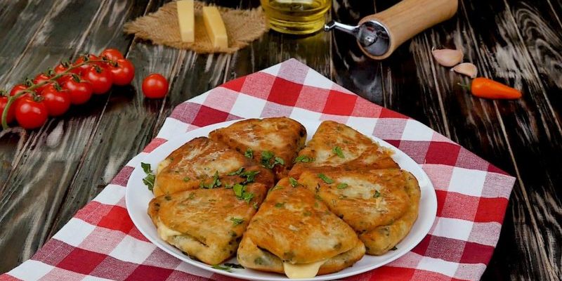 կարտոֆիլային եռանկյունիներ
