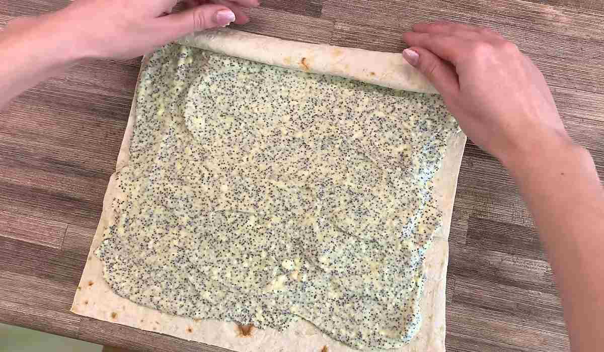 Կակաչի սերմերով ռուլետ