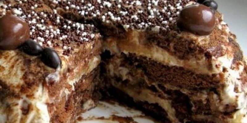 Մեղրաբլիթով տորթ