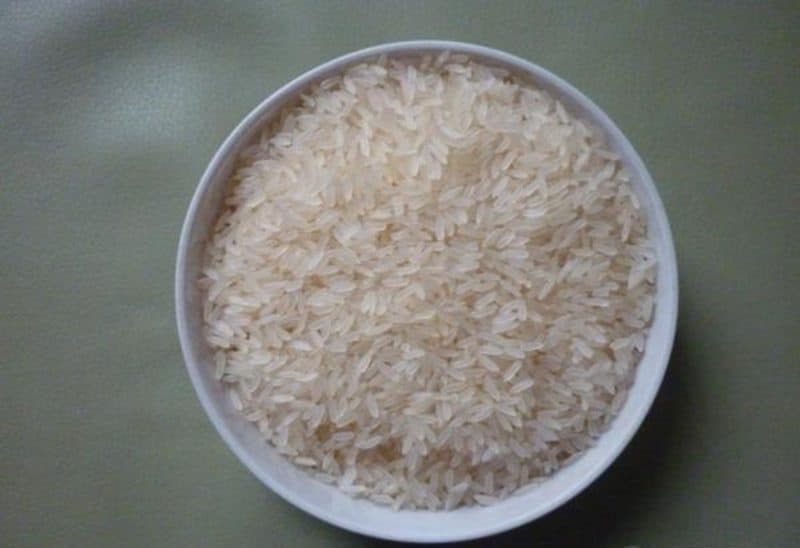 Չամիչով բրինձ