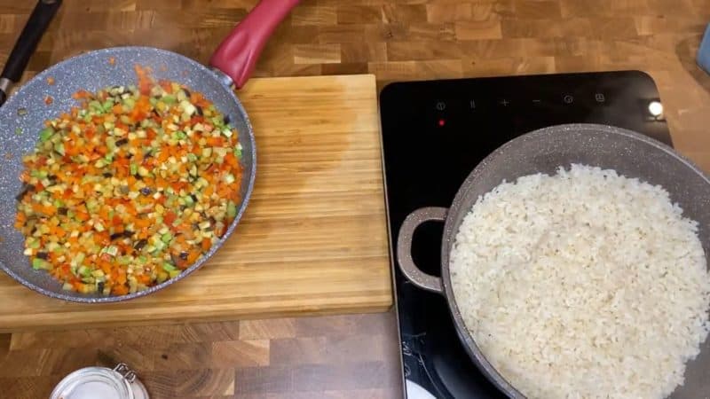 Բրինձը բանջարեղենով