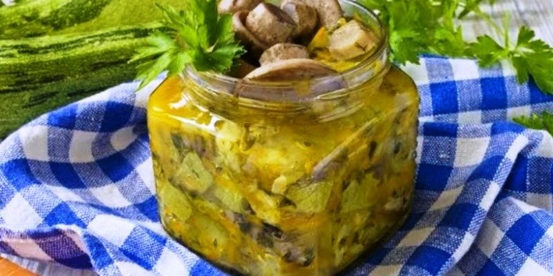 Դդմիկով պահածո