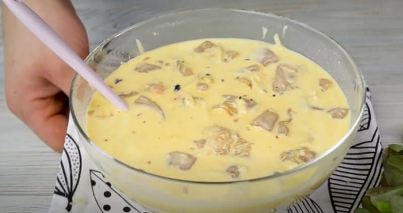 Թռչնամսով հյութեղ ուտեստ