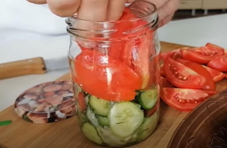 Աղցան պահածո
