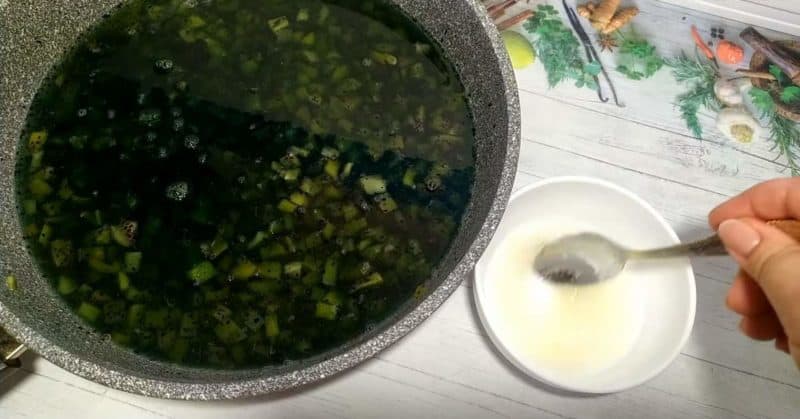 Կիվիի և ազնվամորու ջեմ