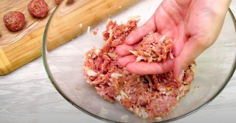 Կոլոլակներ սերուցքային սոուսով