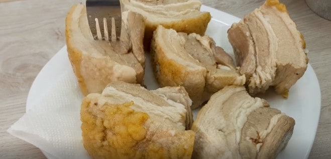 խոզապուխտ
