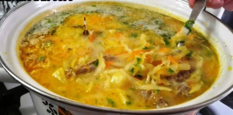 Կաղամբով ապուր