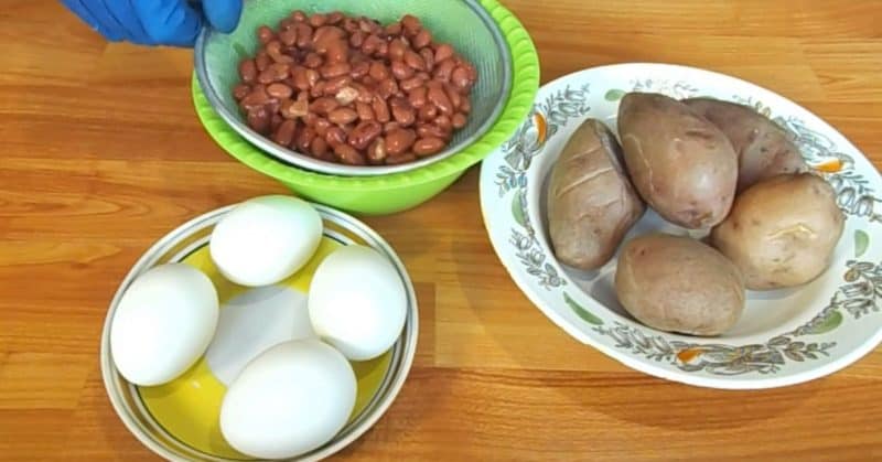 Կարմիր լոբով աղցան