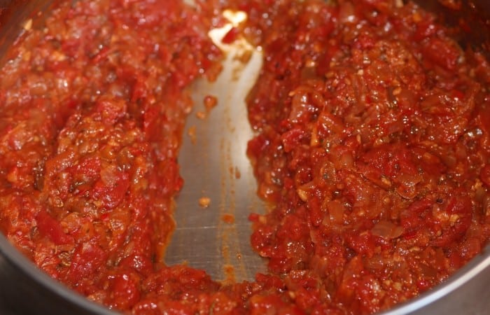 Լոլիկով սոուս կոճապղպեղով