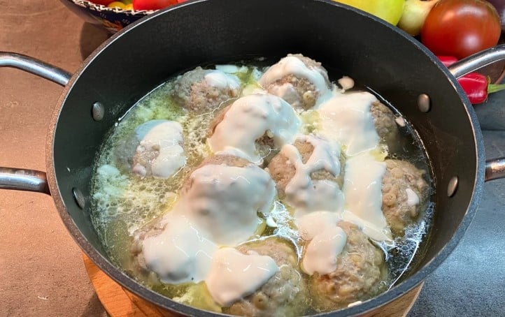 Ծույլ պելմենիներ