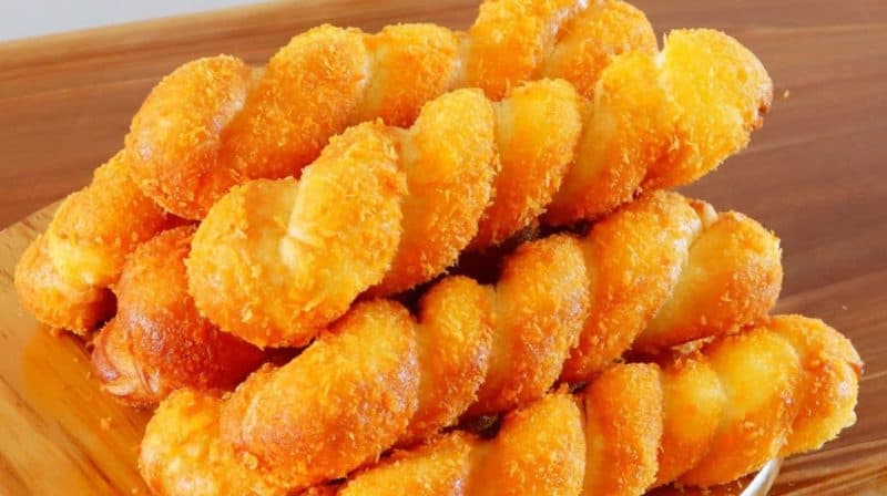Կաթնաշոռով բուլկիներ