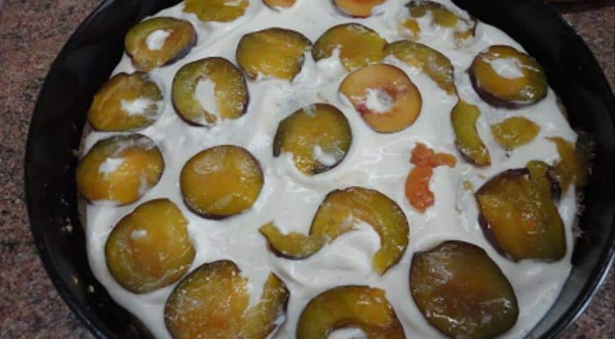 Մրգային շքեղ տորթ