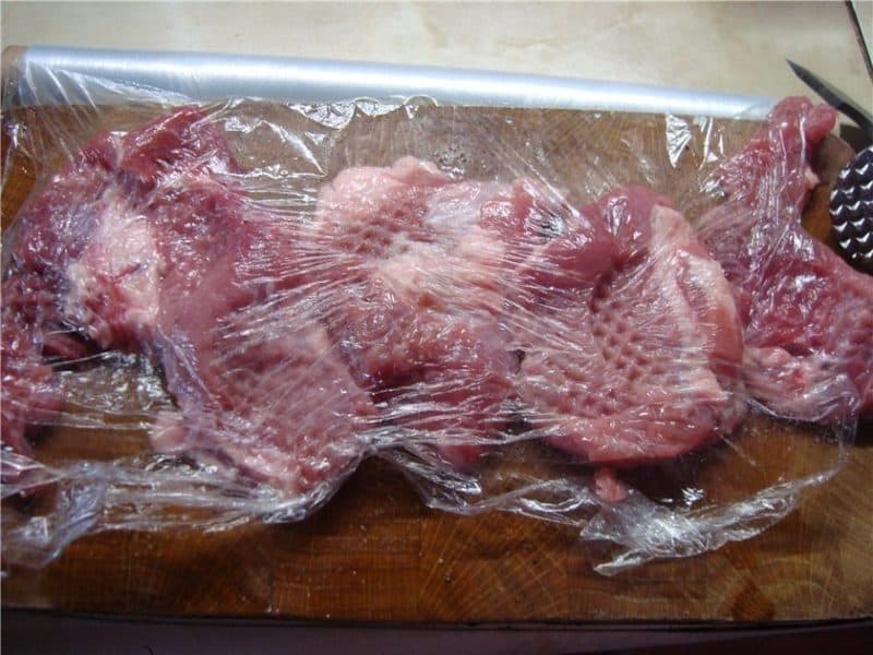 Միսը ջեռոցում