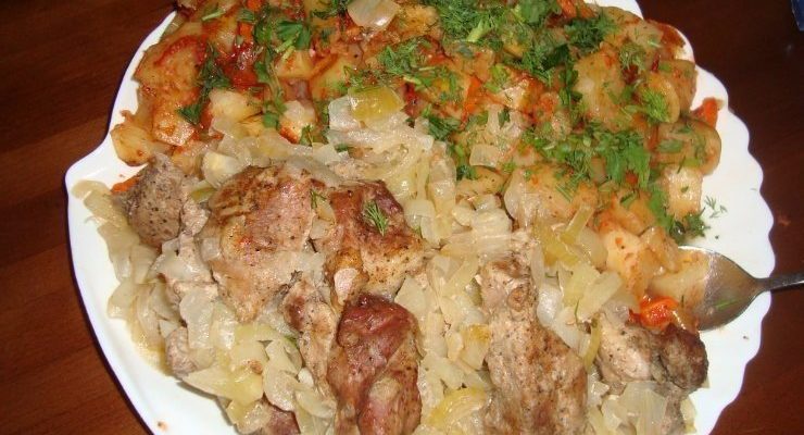 Միսը ջեռոցում
