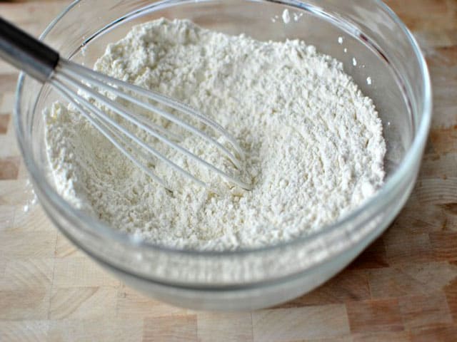 Թթվասերով քաղցրավենիք