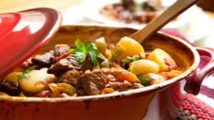 Թթու կաղամբով ապուր