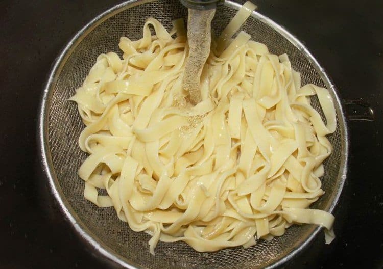 Լապշան կոլոլակներով