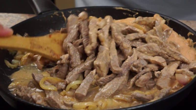Մսով ուտեստ