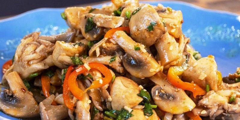 Սնկով աղցան