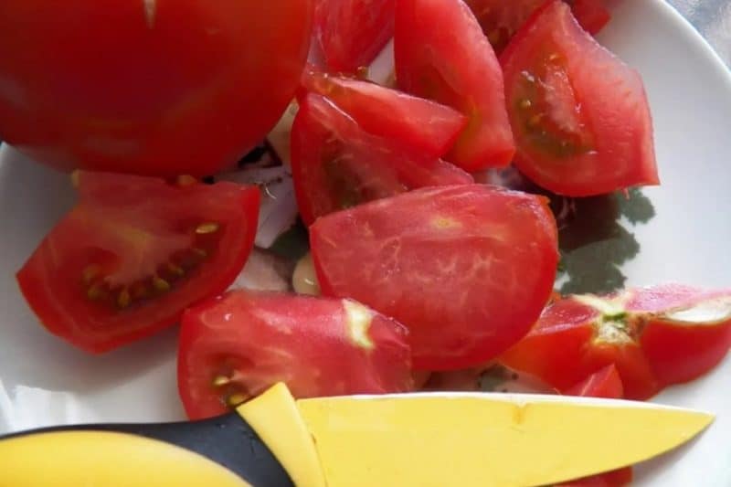 Լոլիկի աղցան