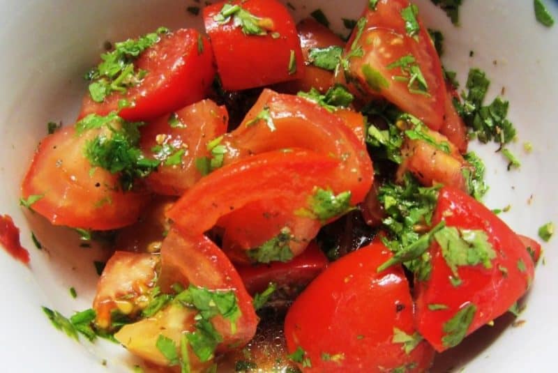Լոլիկի աղցան