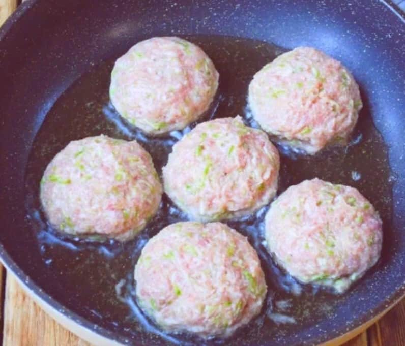 Հյութեղ կոտլետներ