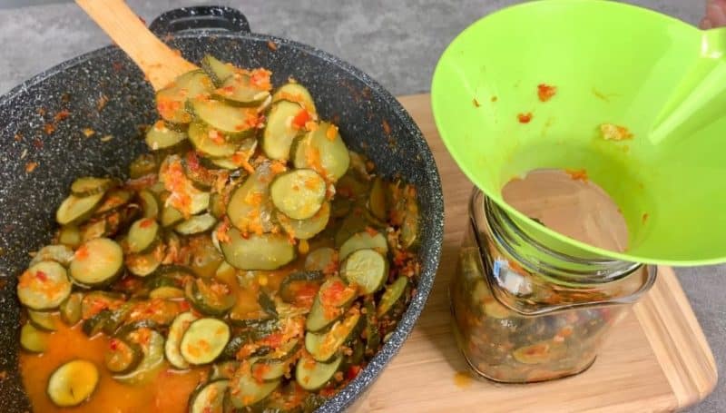 Վարունգով աղցան