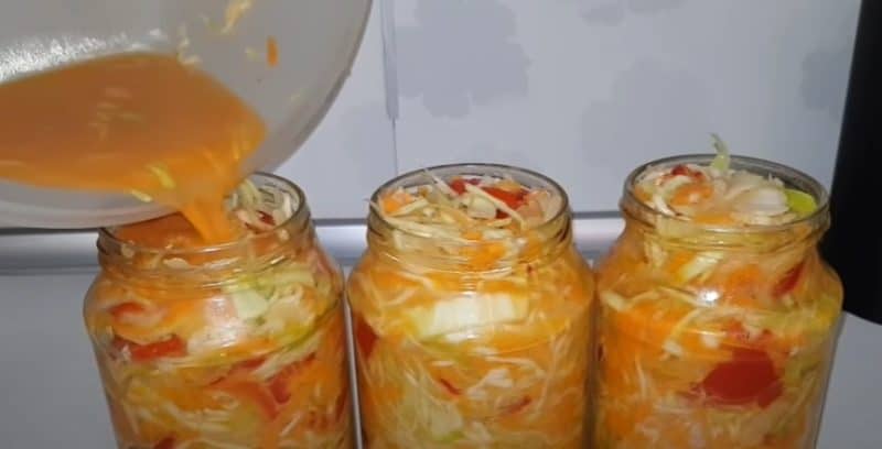 Կաղամբով պահածո աղցան