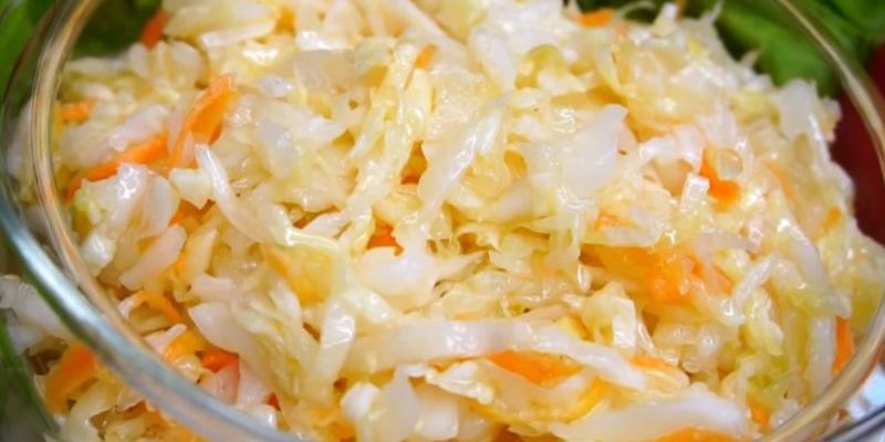 Թարմ կաղամբով աղցան