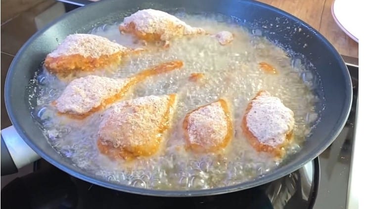 Հավի միս չորահացով