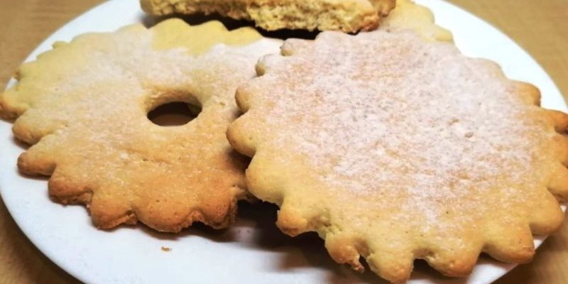 Թխվածքաբլիթ Կորժիկ
