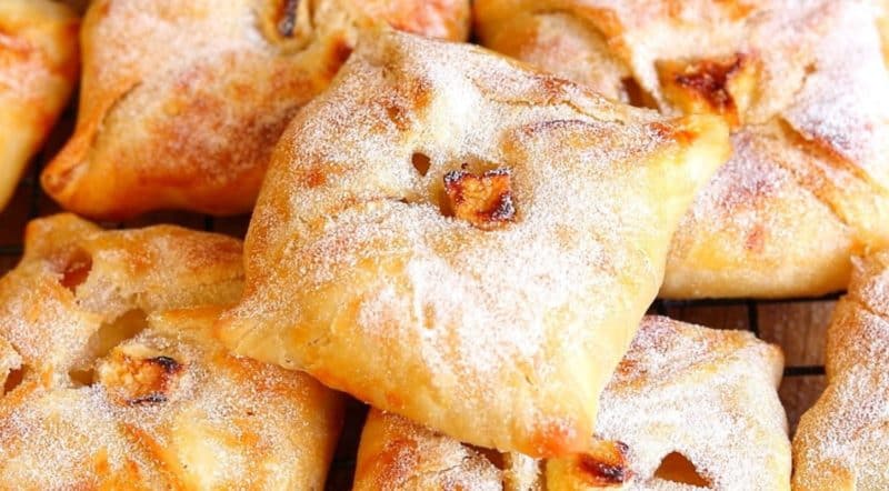 Խնձորով թխուկ