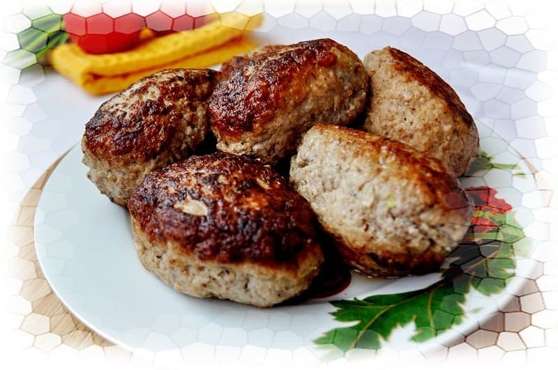 Տարեկանի հացով կոտլետներ