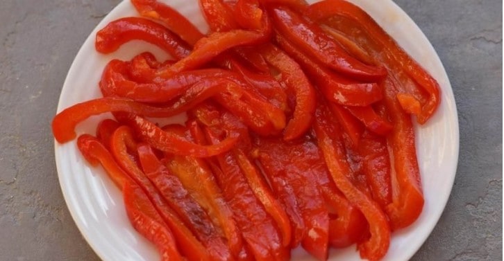 Աղցան Ձմեռ պապի գլխարկ
