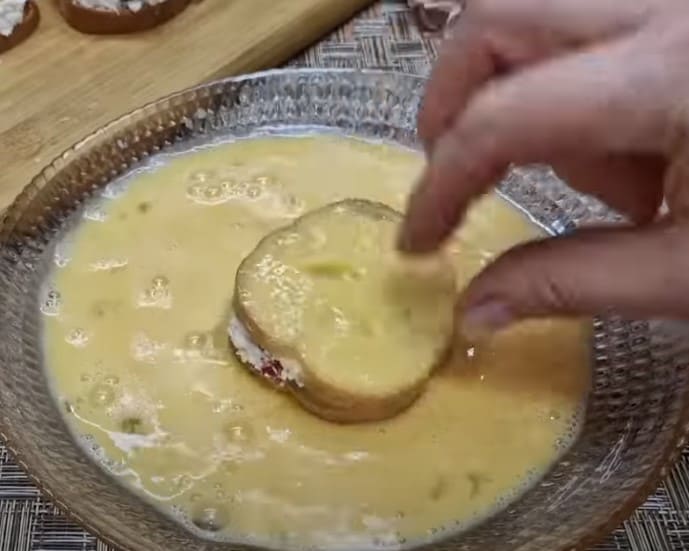 Կաթնաշոռով սենդվիչներ